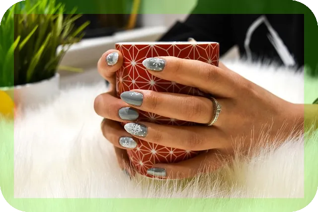 손톱에 줄이 생기는 이유와 대처법, 당신은 알고 있나요