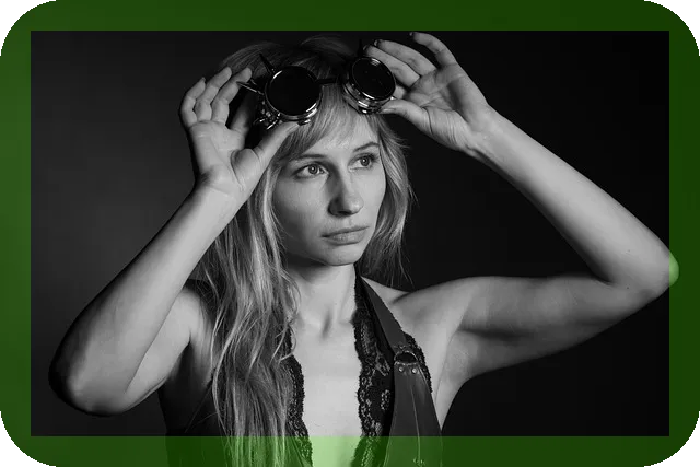 팔꿈치 매끄럽게 관리하는법, 잃어버린 피부를 회복하는 비결은?